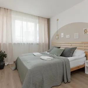 https://apartament-zota-6-with-view-on-palace-of-culture-and.warsawhotelspoland.com